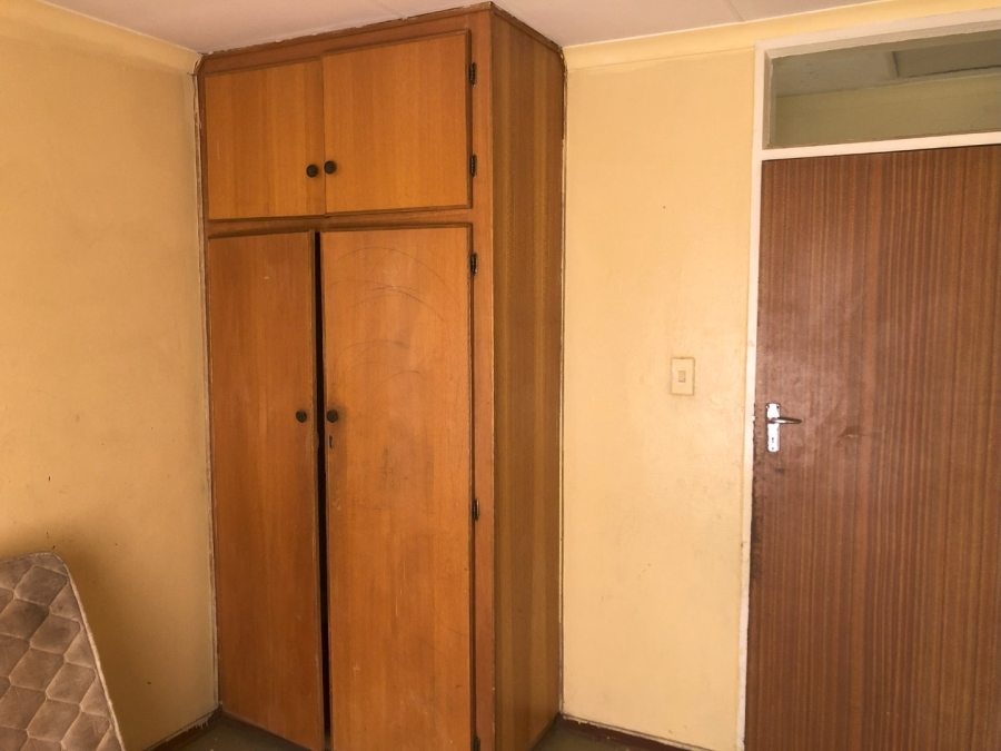 3 Bedroom Property for Sale in Molifi Tau Kloof Free State